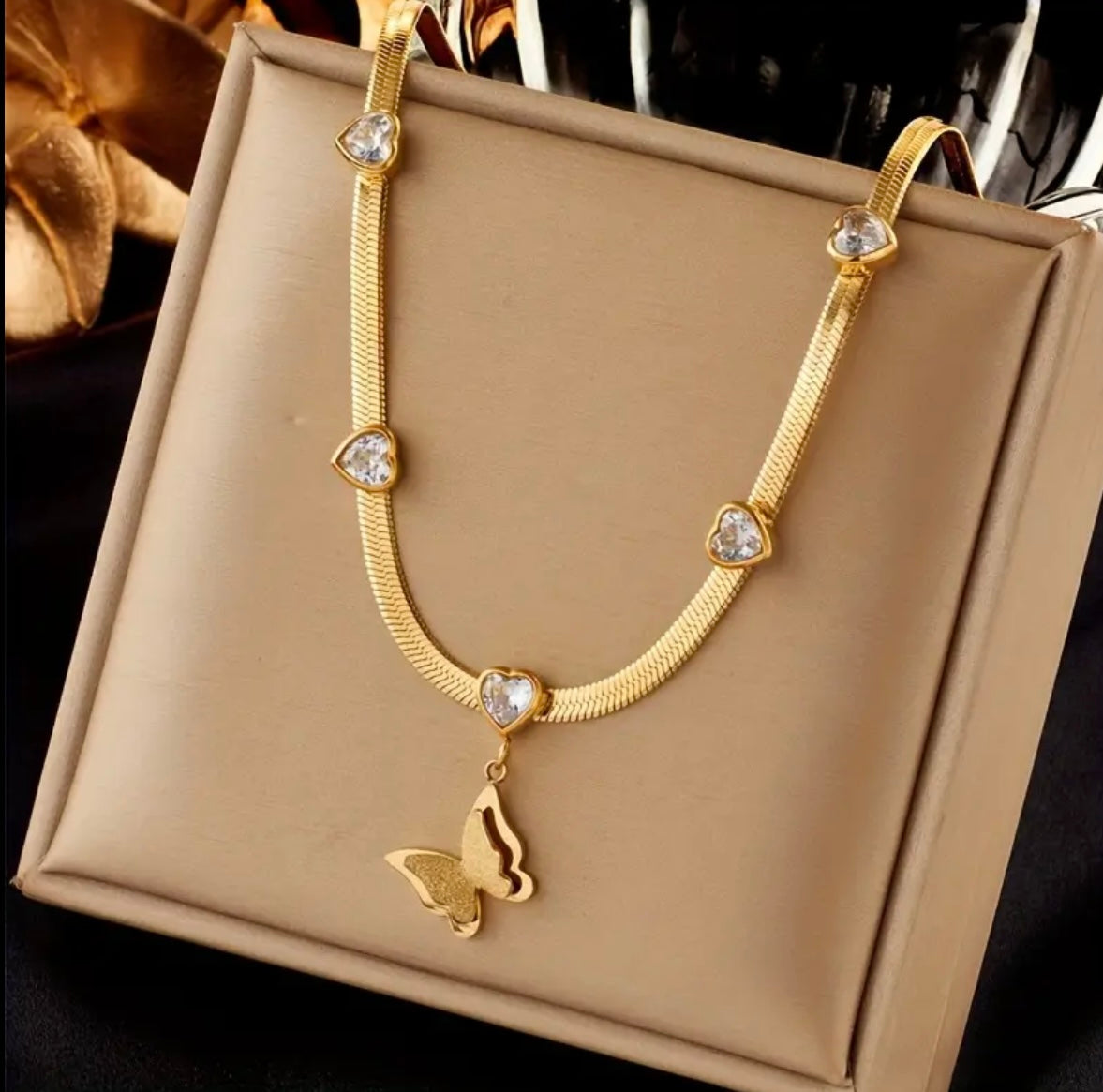 Cadena Mariposa circonias gold SS